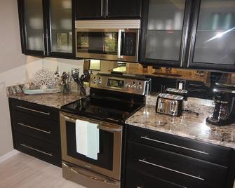 Secret Escape - Rotunda West - Kitchen