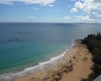 Ocean Front Apartment - Luquillo - Beach