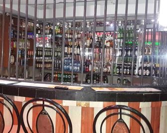 Ipiz Hotel Naivasha - Naivasha - Bar