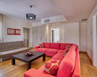 Amazing Pool Villa Kyllini Sea View - Kyllini - Wohnzimmer