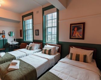 Courthouse Hotel - Sydney