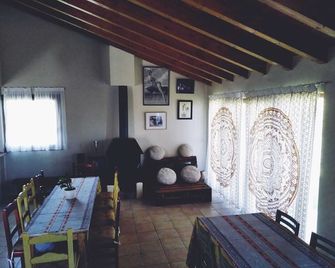 Albergue Casa Vacas - Castanedo - Comedor