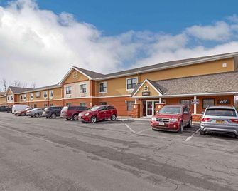 Studio 6 Extended Stay Rochester Greece Ny - Rochester - Edificio