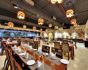 펀 레지던시, 바드가온 – 탈레가온, 푸네 - 와드가온 - 레스토랑