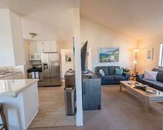 Near Beach Condo - San Clemente - Vardagsrum