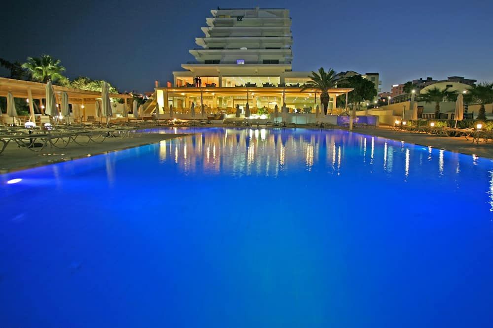 Vrissiana Boutique Beach Hotel - Protaras - Piscina