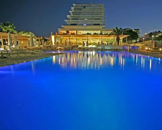 Vrissiana Boutique Beach Hotel - Protaras - Piscina