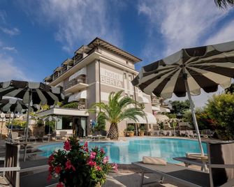 Hotel Berta - Desenzano del Garda