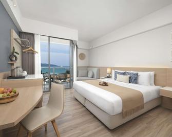 Andaman Beach Hotel Phuket - Handwritten Collection - Phuket City - Bedroom