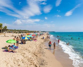 MASIA2 adosado jardín privado, BBQ y piscina comun - Miami Platja - Plage