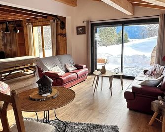 Chalet Mountain Ski Resort Near Puyvalador Angles - Formiguères - Salon