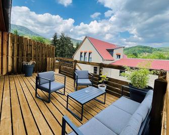 The family cocoon in Breitenbach Alsace new house 6 people + 1 baby 4stars - Breitenbach - Balcón