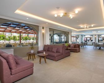 Kalyves Beach Hotel - Kalyves - Lobby