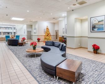 OYO Townhouse Owensboro West - Owensboro - Lobby