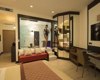 Thotel Lamezia - Feroleto Antico