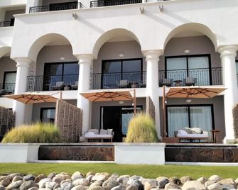 Ocean view beach suite - סן חוסה דל קאבו - בניין