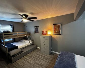 Hess St - San Antonio - Habitación