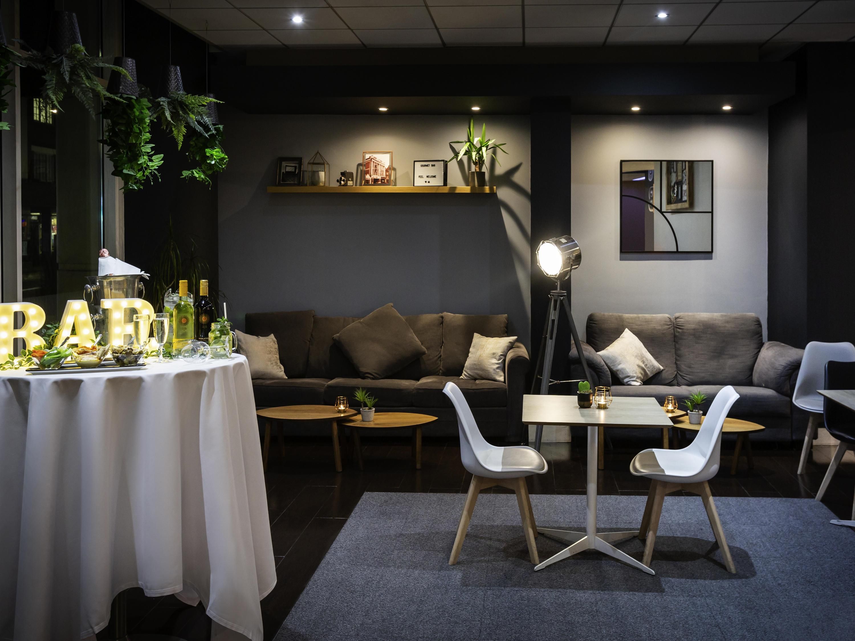 Novotel Reading Centre - Reading - Bar