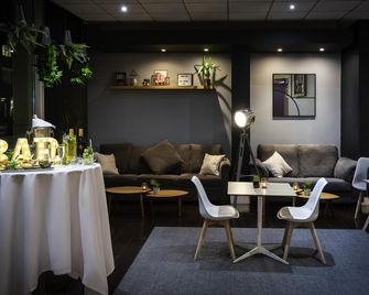 Novotel Reading Centre - Reading - Bar