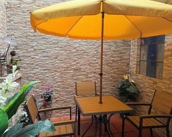 Hotel Metropolitano - Ciudad de Guatemala - Patio