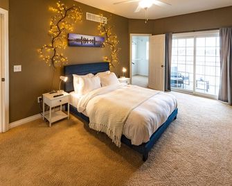 Riverfront Landing - Rossford - Bedroom