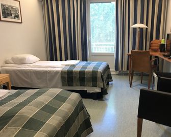 West Side Hotel - Turku - Bedroom
