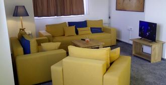 City Hostel Banja Luka - Bania Luka - Sala de estar