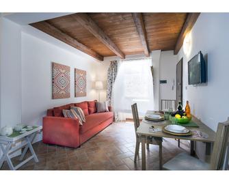 Il Borgo di Tresana Alessandro, free Wi-Fi, professional cleaning - Tresana - Sala de estar