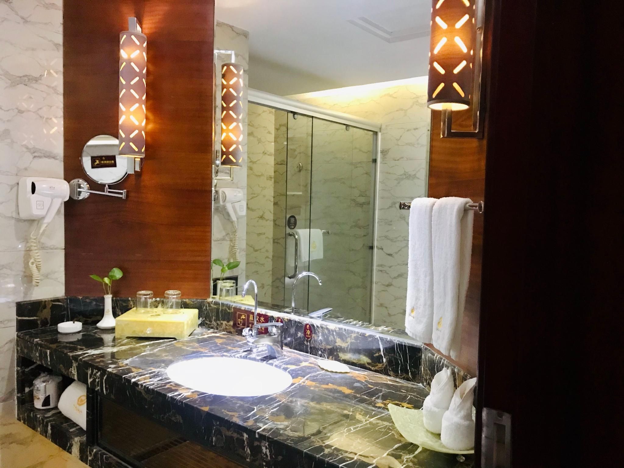 Golden International Holiday Hotel - Jieyang - Habitación