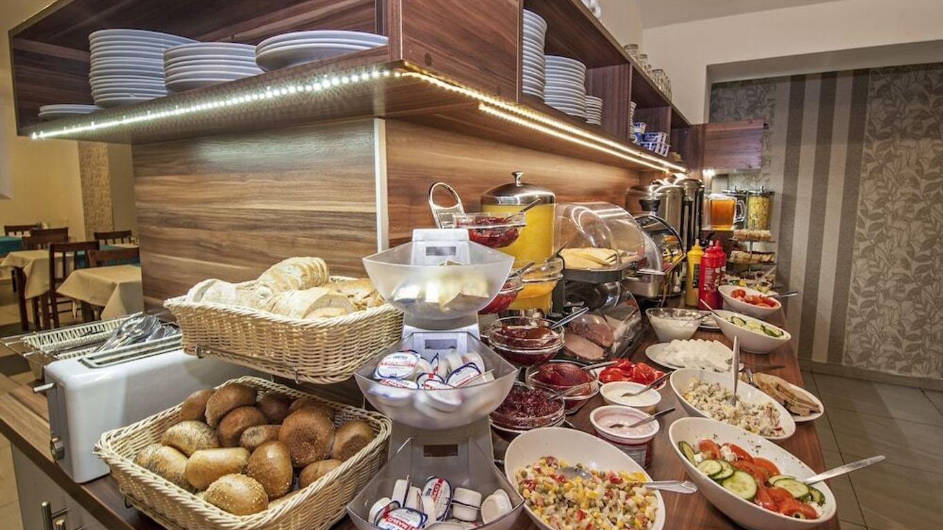 Metropolitan Apartments