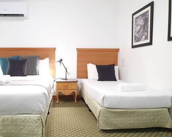 Bell Motel - Melbourne