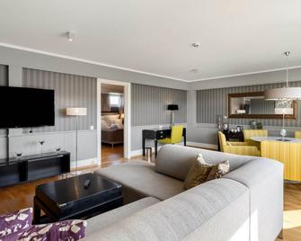 Frichs Hotel Hamar - Furnes - Wohnzimmer