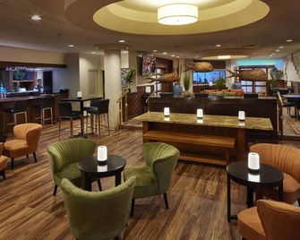 أيربورت هونولولو هوتل، ترايدمارك كوليكشن باي ويندام - هونولولو - مطعم