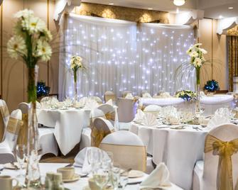Mercure Dartford Brands Hatch Hotel & Spa - Dartford - Banquet hall