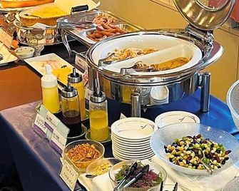 Yuzawa Royal Hotel - Yuzawa - Buffet