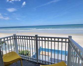 Chateau Mar Beach Resort - אורמונד ביץ'