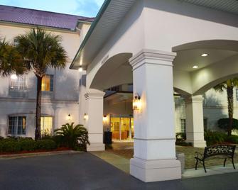 La Quinta Inn & Suites by Wyndham Panama City Beach - Panama City Beach - Edificio