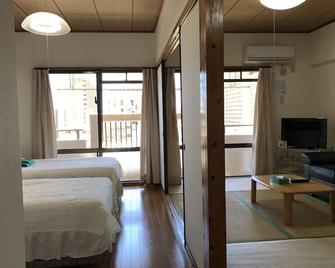 Weekly Harbourview Mansion Main Building - Naha - Bedroom