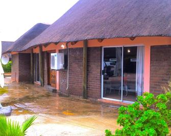 Echo Lodge - Kang - Building
