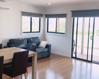 Colac Otway Caravan & Cabin Park - Colac - Essbereich