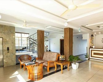 The Anchorage Athirapilly Resort - Vettilappara - Lobby