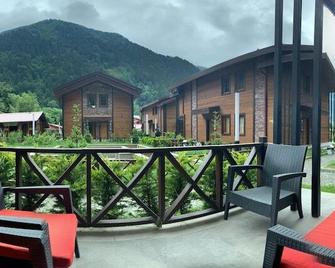 Inanlar Premium Suites & Villas - Uzungöl - Balkon