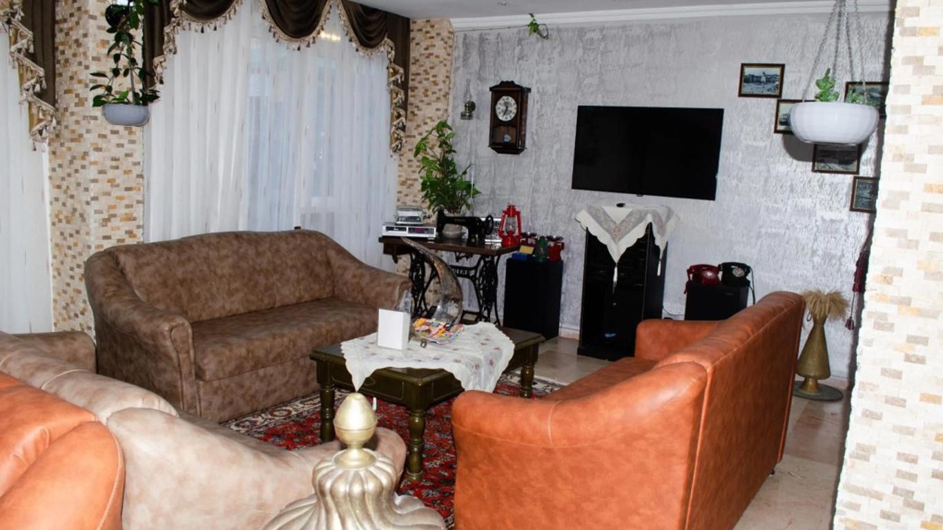 Dilhan Hotel