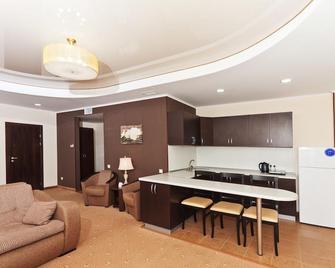 Villa Laguna Guest House - ג'לנדז'יק - מטבח