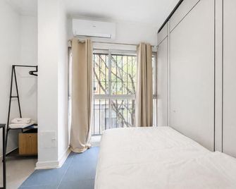Alicante Beach Hostel - Alicante
