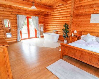 Cedar Lodge - Oakham - Bedroom