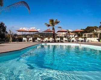 Hotel l'Isolella - Porticcio - Pool