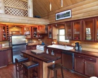 Great All Season Log House in Alpine,WY - Alpine - Cocina