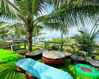 Quoc Dinh Guesthouse - Mũi Né - Patio