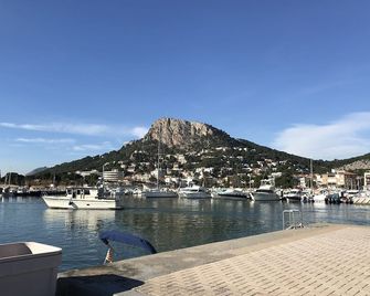 L'Estartit, àtic amb terrassa primera línia - Torroella de Montgri - Uima-allas